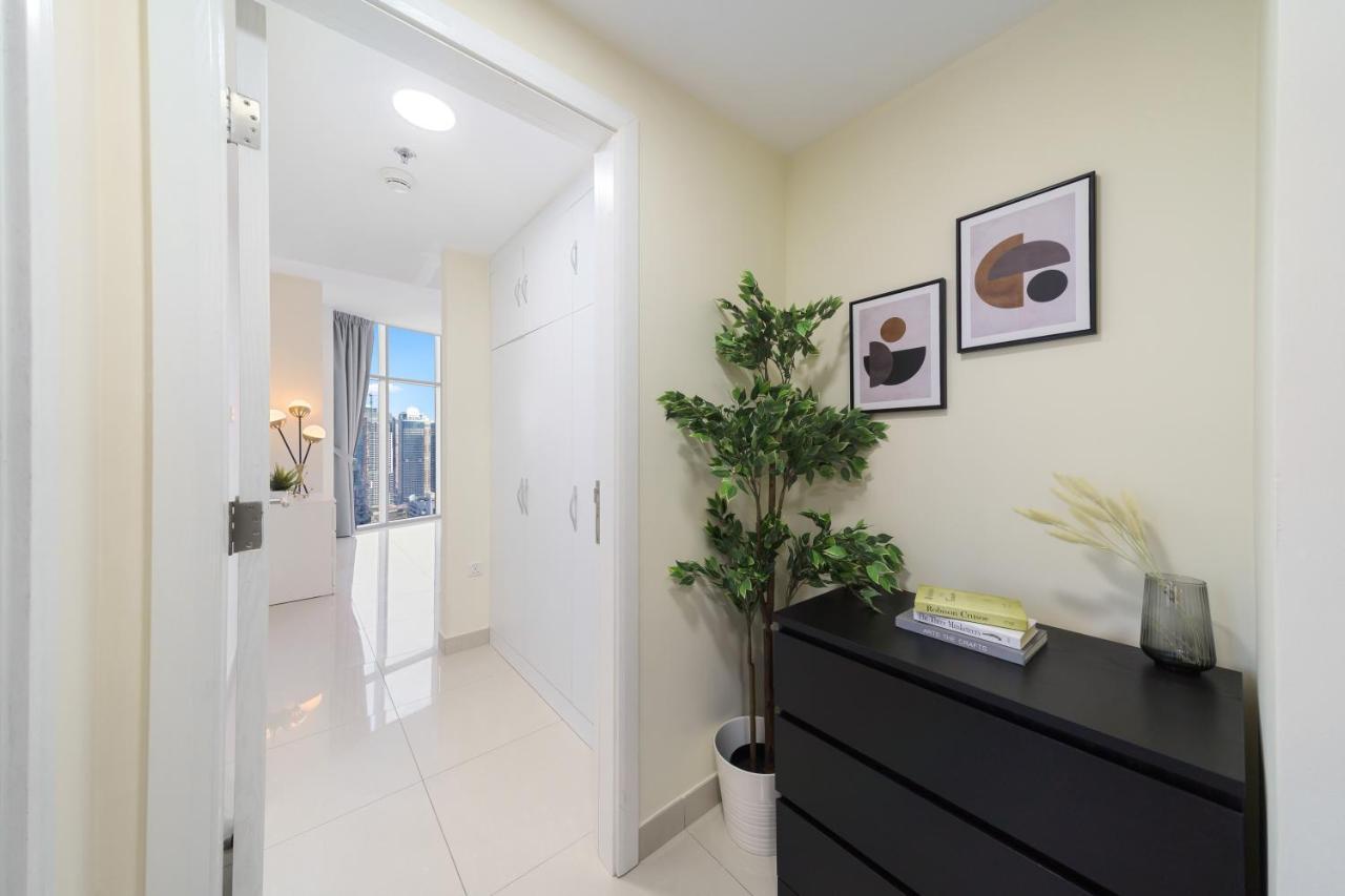 Impressive View 2br In Marina Walk2beach